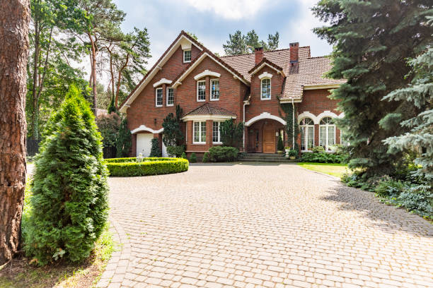 Best Affordable Driveway Paving  in Williamsville, NY